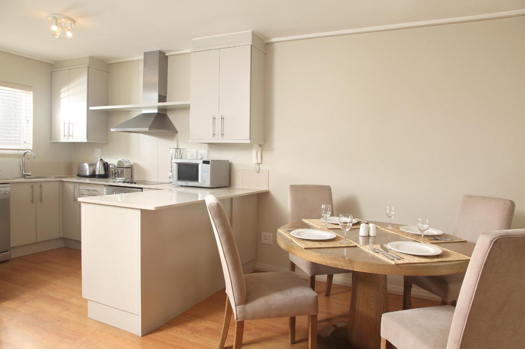 Lagoon Beach Hotel Apartments Fokváros Kültér fotó