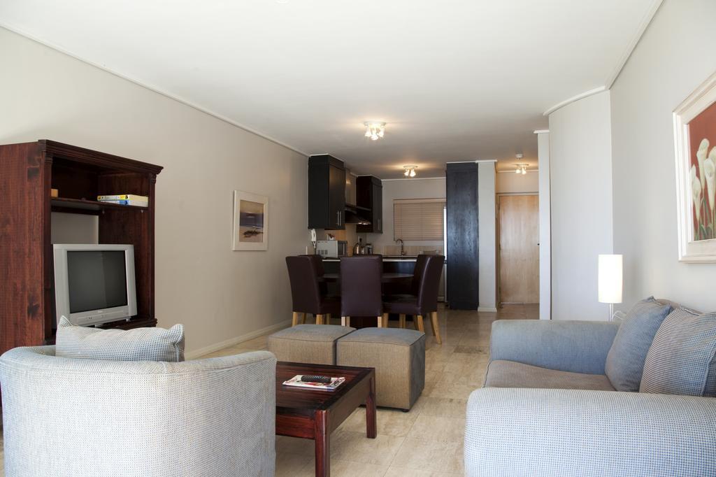 Lagoon Beach Hotel Apartments Fokváros Kültér fotó