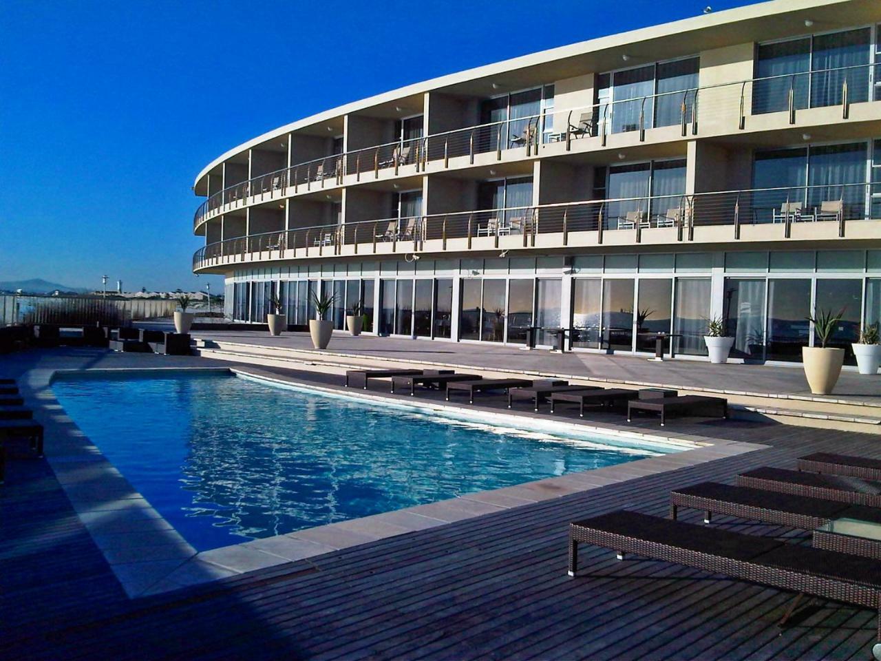 Lagoon Beach Hotel Apartments Fokváros Kültér fotó