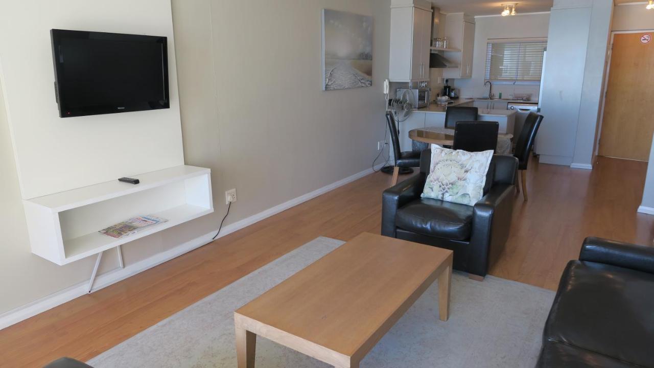 Lagoon Beach Hotel Apartments Fokváros Kültér fotó